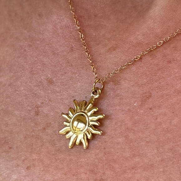 Passport Philosophy Sun Pendant 18K Gold Plated Stainless Steel - Picture 8 of 9